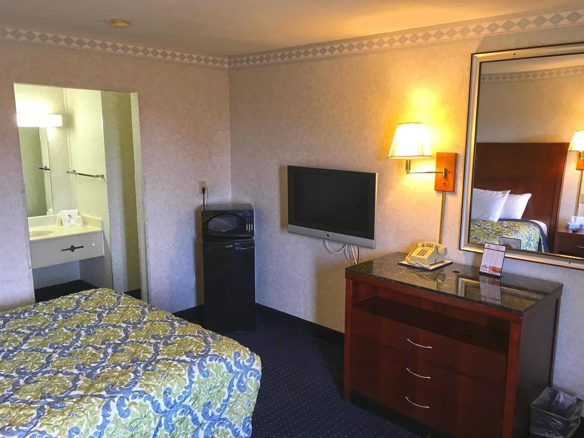 Americas Best Value Inn Of Decatur Exteriör bild